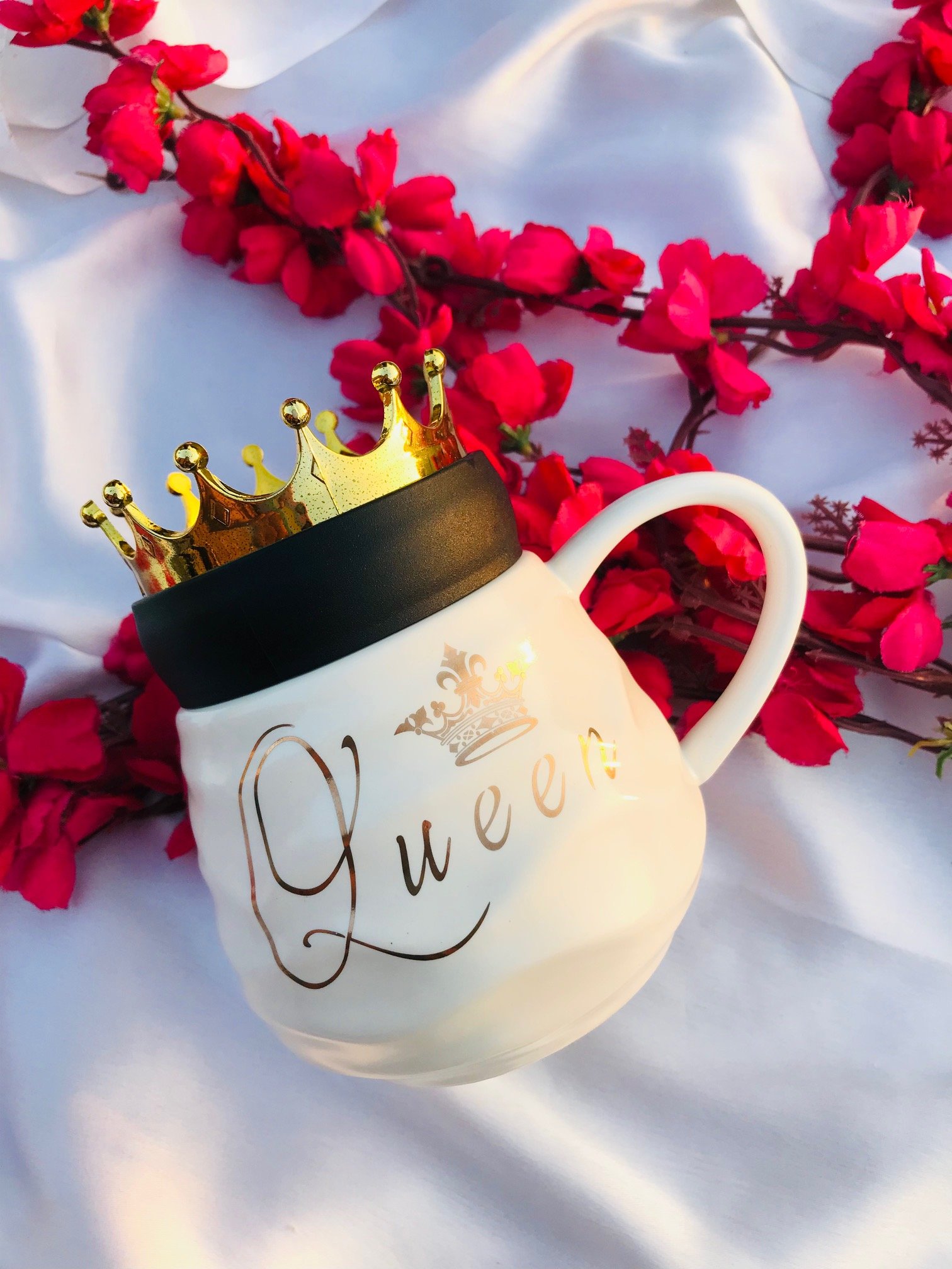 Queen Ceramic Mug BOWS N BEAUTIES