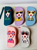 Viral Lady pouches