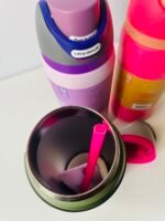 Owala Style FreeSip Insulated Stainless Steel Water Bottle – 945 mL - Image 4