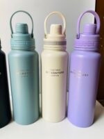 1000 mL Magnetic Lock Insulated Water Bottle with Straw - Image 3