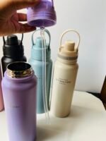 1000 mL Magnetic Lock Insulated Water Bottle with Straw - Image 6