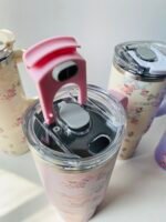 Sitarayuri Floral Tumbler – 900 ML - Image 3