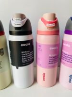 Owala Style FreeSip Insulated Stainless Steel Water Bottle – 945 mL - Image 6