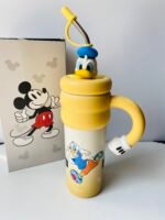 🦆 Donald Duck Handle Sipper – 850 mL